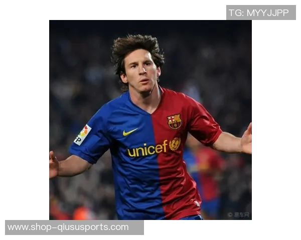 炸足球头像女搞怪趣事揭秘让你笑翻天的足球头像创意大赏