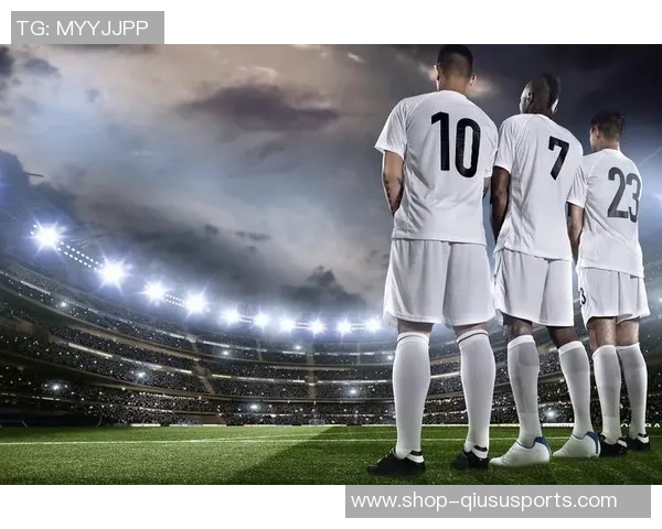 英利足球队奋勇争先展现团队精神与拼搏精神的辉煌历程