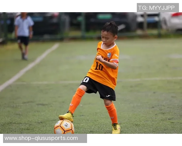 足球对抗服的科技创新与运动表现提升探索